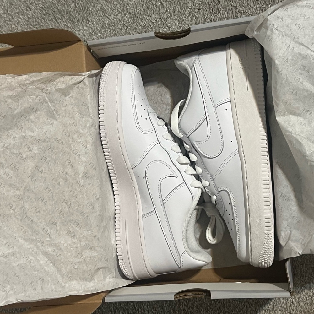Nike Men's Classic White Sneakers